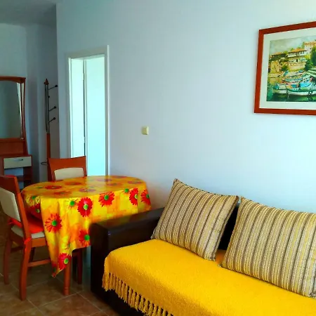 Apartment Beach Pomorie